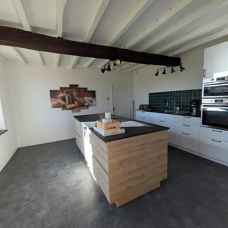Des Petits Pres Holiday home *