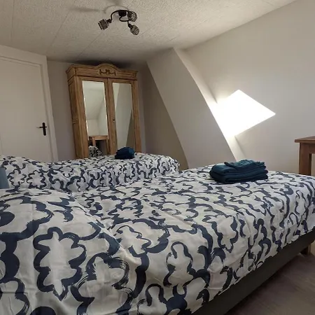 Holiday home Des Petits Pres La Neuville-aux-Joutes